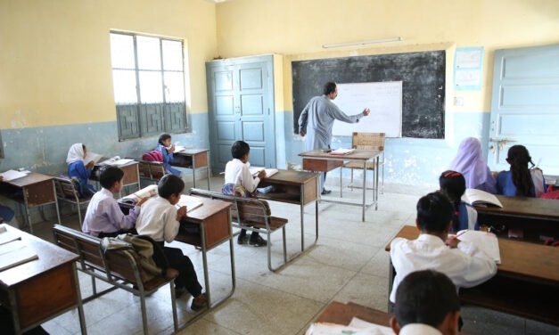 Punjab mein 1 Crore Bachay School se Bahar: Literacy Rate Down