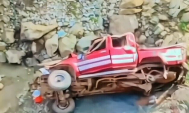Kurram mein gari khai mein gir gae, 7 afraad jan bahaq