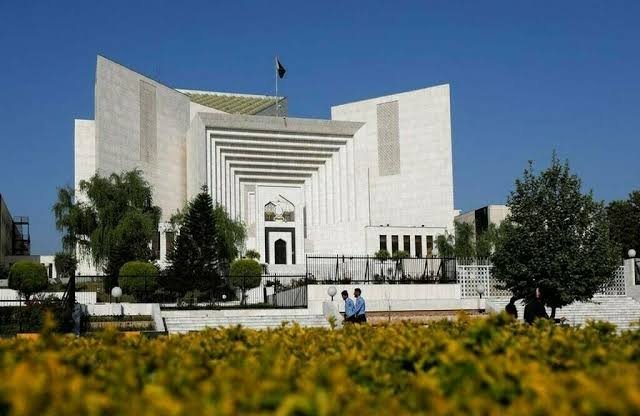 Taxpayer ki respect laazmi hai: Supreme Court ka FBR ko Order