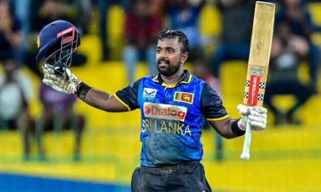 Bangladesh batting collapse : 5 runs pe 7 out – Asalanka ki century