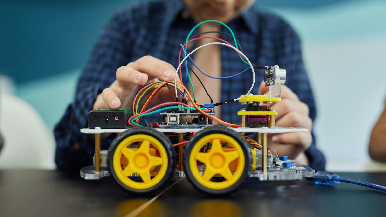 Electronics Hydraulic Lift Science Project for School