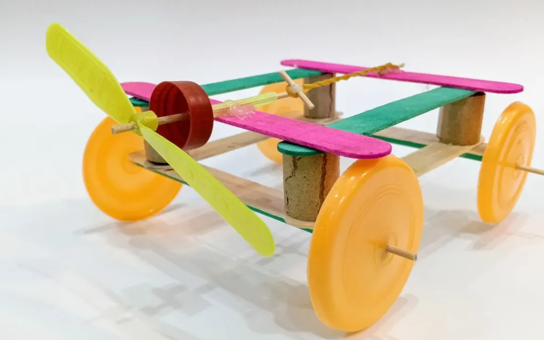 Rubber Band Powered Propeller Car Thrust Energy Motion